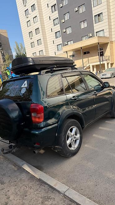 раф читири: Toyota RAV4: 2001 г., 2 л, Автомат, Бензин, Кроссовер — 1