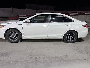 Toyota: Toyota Camry: 2017 г., 2.5 л, Вариатор, Гибрид, Седан — 6