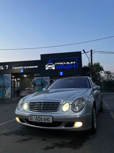 Mercedes-Benz: Mercedes-Benz E-Class: 2003 г., 2.6 л, Механика, Бензин, Седан