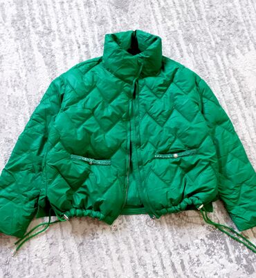 куртка зеленая: Пуховик