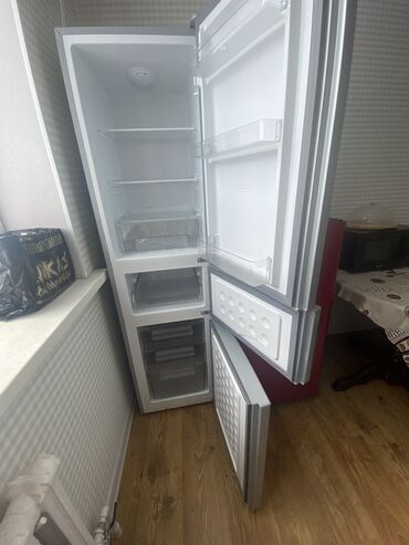 пользовались: Муздаткыч Xiaomi, Жаңы, Үч камералуу, De frost (тамчы), 55 * 175 * 55