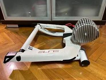 Sobni bicikli: Trenažer za bicikl Elite Qubo Power Fluid - Fluidni (hidraulični) — 26