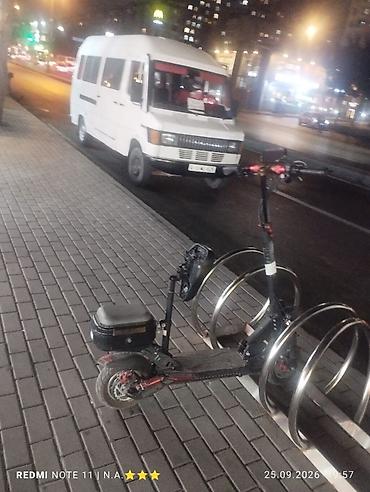 dvd disk: İşlənmiş Elektrik samokat 10", > 1000 Vt, > 45 km/s, Ünvandan götürmə — 2