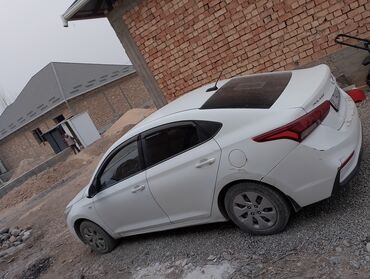 Hyundai: Hyundai Solaris: 2018 г., 1.6 л, Механика, Бензин, Седан — 6