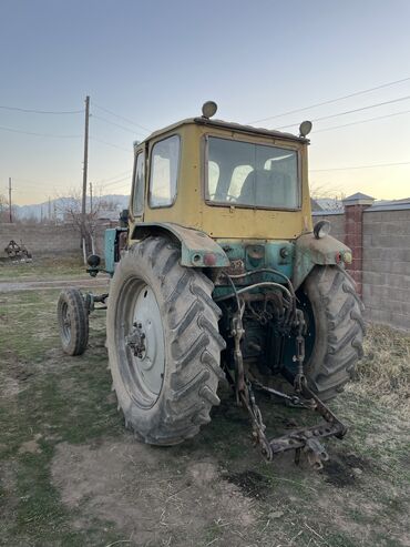 Тракторы ЮМЗ: Трактор ЮМЗ-6 цена договорная все работает, скоростя переключает без — 8