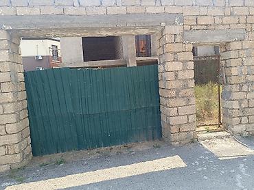 30 mine heyet evleri 2026: 3 otaqlı, 105 kv. m, Kredit yoxdur, Təmirsiz — 2