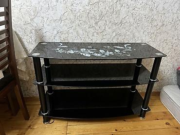 Şüşə TV stendi / media konsolu - Material: qalın temperli şüşə rəflər lalafo.az -da Şüşə TV stendi / media konsolu - Material: qalın temperli şüşə rəflər