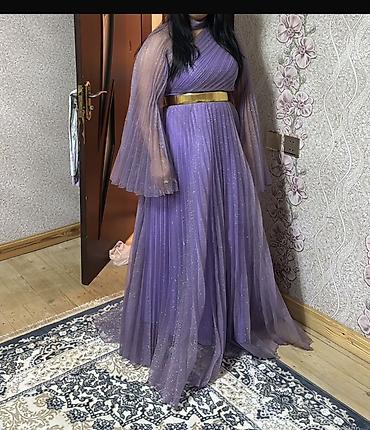 godəkcə xl: Zərif ziyafət/libas – bənövşəyi (lavanda) rəngdə, incə parıltılı tül — 1