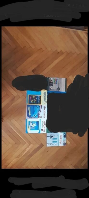 биология 6 класс учебник купить: Bu dəst müxtəlif fənlər üzrə məktəb dərsliklərindən ibarətdir. Dəstə