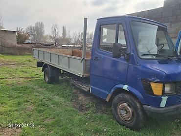 Унаа: Жеңил жүк ташуучу унаа, Mercedes-Benz, Стандарт, 3 т, Колдонулган — 2