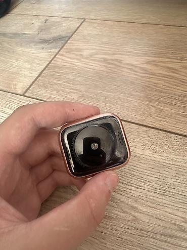 red devil: Apple watch Se 1 поколения цвета gold rose 44mm, состояние близко к — 2