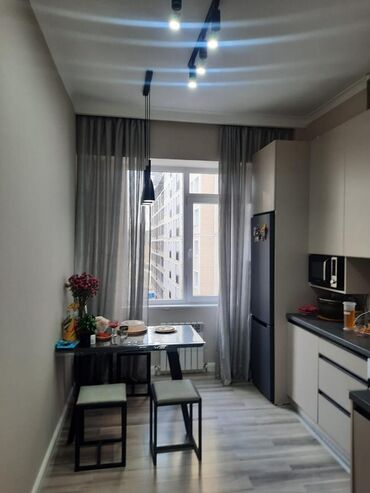 район церковь: 2 комнаты, 60 м², Элитка, 5 этаж, Евроремонт