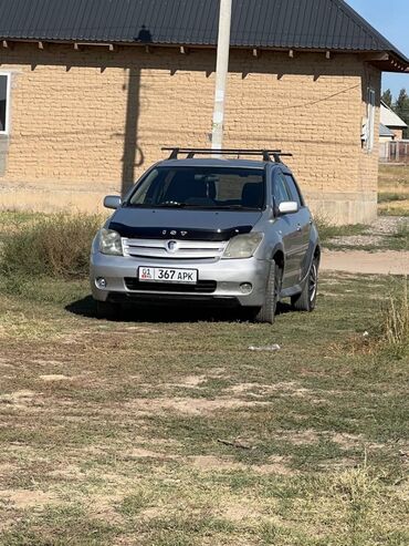 toyota prius гибрид: Toyota ist: 2002 г., 1.5 л, Автомат, Бензин, Хэтчбэк