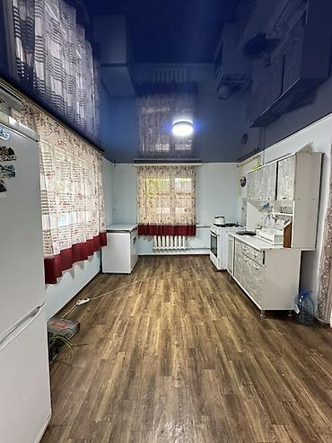 Продажа коттеджей и домов: 📍В центре Сокулука продаётся дом коттеджного типа на участке 6 соток — 6
