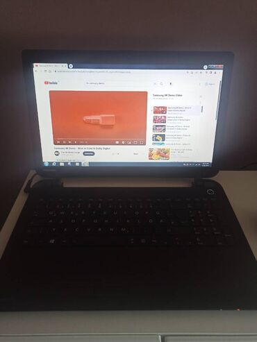 Toshiba: Toshiba Satellite C50D-B-121 / 8GB DDR3L / 256GB HDD Prodajem potpuno — 2