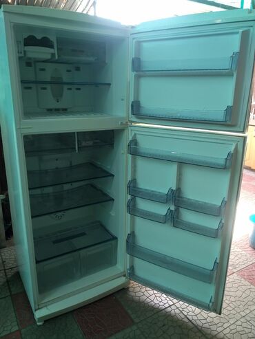 сокулук холодильник: Муздаткыч Vestel, Колдонулган, Эки камералуу, 70 * 170 * 65