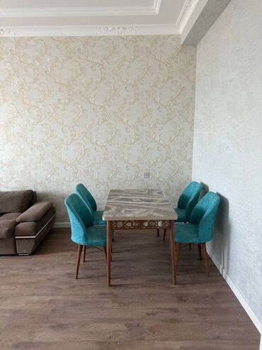 Uzunmüddətli kirayə mənzillər: Sumqayıt,Bulvar,Kristal Abşeron 3 yaşayış kompleksində,10 — 2