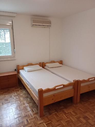 prodaja kuca leskovac: Selling 4.0 flat Vracar Belgrade huge terrace glass winter house — 4