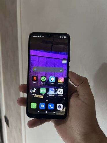 Redmi: Redmi 8, 64 GB, rəng - Qara, Barmaq izi, Face ID -da lalafo.az — 1 Redmi: Redmi 8, 64 GB, rəng - Qara, Barmaq izi, Face ID — 1