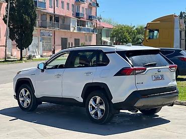 Toyota: Toyota RAV4: 2019 г., 2.5 л, Вариатор, Гибрид, Кроссовер — 8