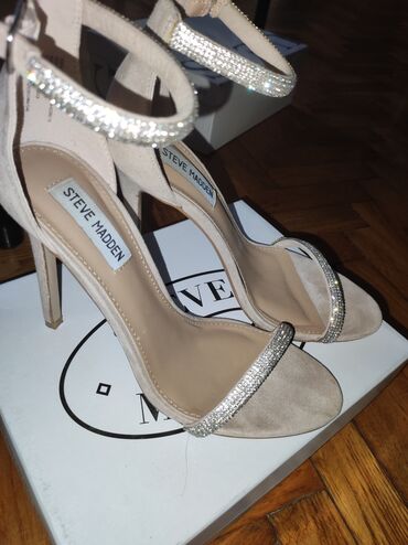 stikle sa platformom: Sandals, Steve Madden, 39