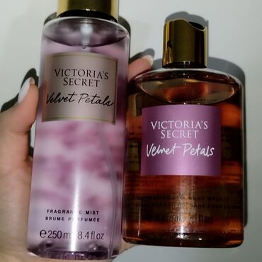 prodajem caj za potenciju: Dostupan set Victoria's Secret Velvet Petals Set se sastoji od: 1