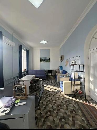 офис ала арча: Сдаю Офис целиком: 31 м², В административном здании, С ремонтом, С высокими потолками — 3