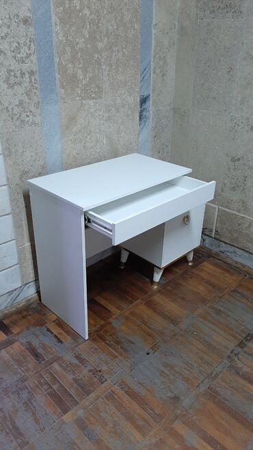 Мебель на заказ: Мебель на заказ, Спальня, Стол, Тумба — 9