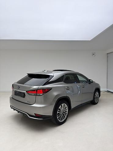 Lexus: Lexus RX: 2021 г., 3.5 л, Гибрид, Кроссовер — 9