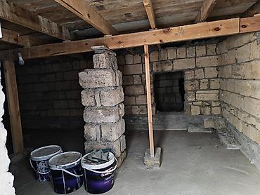 prefabrik evlər: Həyət evi müasir və səliqəli layihə ilə inşa olunub. Evin fasadı açıq — 5