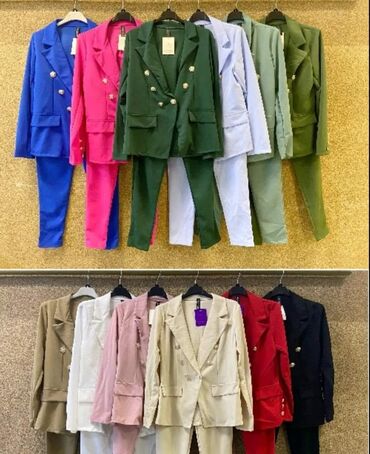 Kostimi: PONOVO DOSTUPNI!
Kompleti
S m l xl — 8