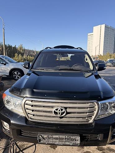 таеты: Toyota Land Cruiser: 2012 г., 4.6 л, Автомат, Газ, Внедорожник — 1
