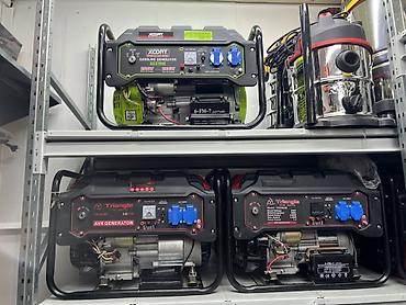 Бензиновый генератор Triangle AVR Модели на выбор (изображены TR2800E
