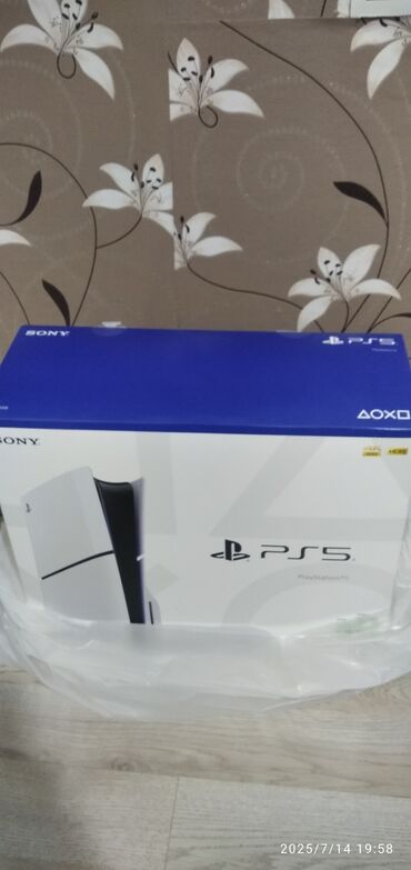 квартиры в бишкеке с подселением восток 5: PS 5 slim yenidi 1 il rəsmi zəmanət üstündə ideal vəziyyətdədir 850