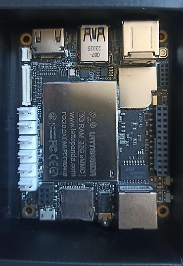 80 da: LattePanda mini-kompüter boardu Xüsusiyyətlər: - Model: LattePanda — 1