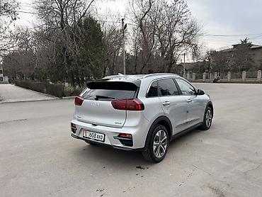 Kia: Kia Niro: 2021 г., Электромобиль, Кроссовер — 3