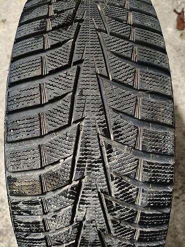 Транспорт: Шины 235 / 60 / R 17, Зима, Б/у, 1 шт, Легковые, Корея, Hankook — 1