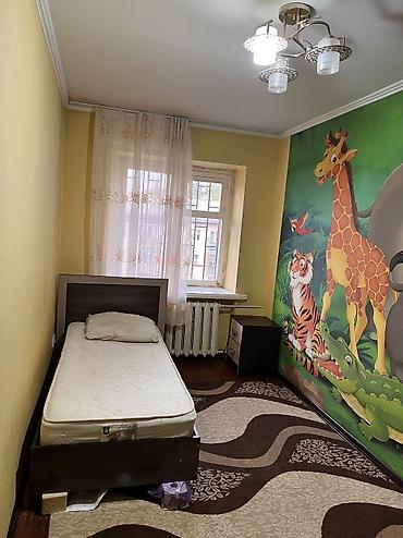 аренда квартира 10000: Сдается 3х ком кв 9 мкр напротив школы 62 Площадь : 55м2 Этаж 4 из 4 — 4