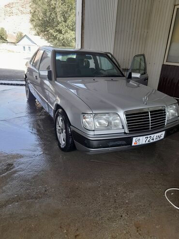 мерс slc: Mercedes-Benz W124: 1992 г., 2.2 л, Механика, Бензин, Седан