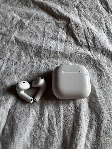 Аудиотехника: Зымсыз ичине салынуучу кулакчындар, Apple, AirPods 4, Колдонулган — 4