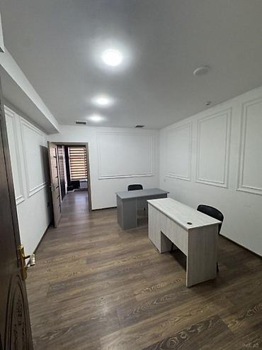 взять офис в аренду: İcarəyə verilir 1 otaqlı ofis 25 m², Nəriman Nərimanov m. Daha 7 — 3
