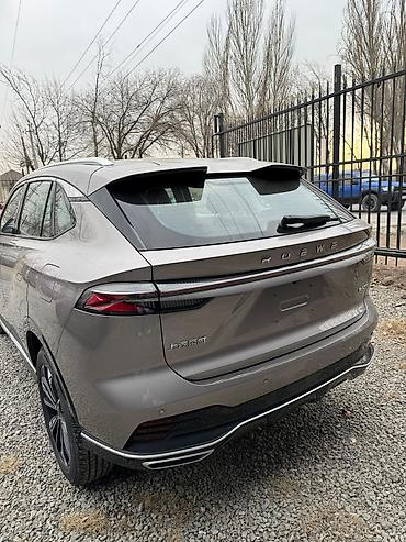 Roewe: Roewe RX5: 2023 г., 1.5 л, Автомат, Гибрид, Кроссовер — 6