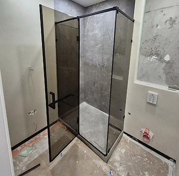 Душевые перегородки и ограждения: Душевые перегородки по индивидуальным размерам! Цена зависит от at lalafo.kg — 10 Душевые перегородки и ограждения: Душевые перегородки по индивидуальным размерам! Цена зависит от — 10