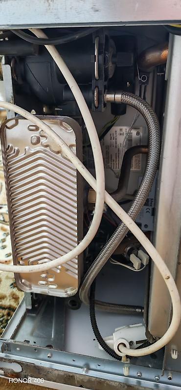 Yağ radiatorlar: Elektrik qazan (Divar tipli, idarəetmə paneli ilə) - Markalanma: ön — 8