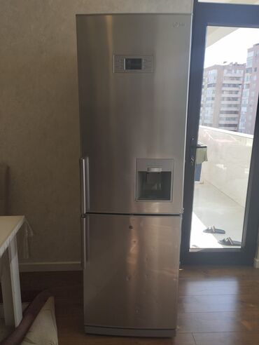 Paltaryuyan maşınlar: LG iki qapılı soyuducu (alt hissə dondurucu) Xüsusiyyətlər: - Rəng