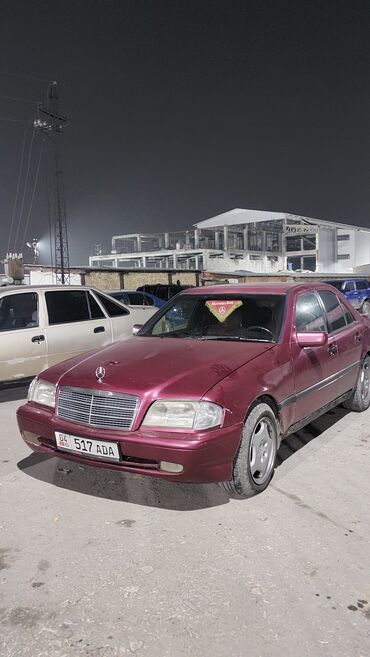 Транспорт: Mercedes-Benz 220: 1996 г., 1.8 л, Механика, Бензин, Седан