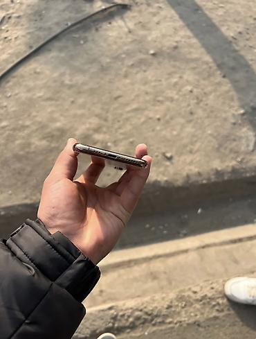 Apple iPhone: IPhone Xs, Новый, Золотой — 2