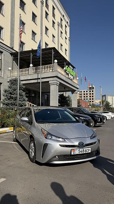 Toyota: Toyota Prius: 2022 г., 1.8 л, Вариатор, Гибрид, Хэтчбэк — 5