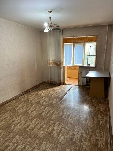 чайка резорт купить квартиру: 1 комната, 34 м², 104 серия, 4 этаж, Старый ремонт