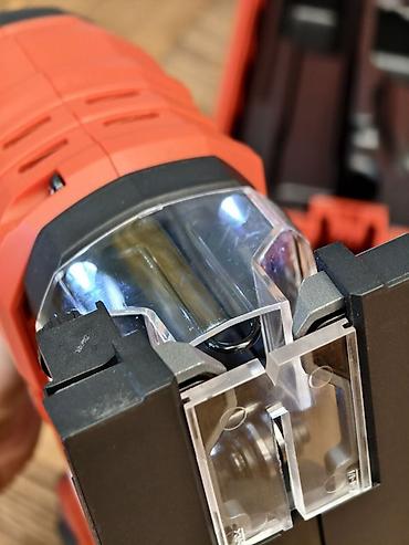 black decker: Аккумуляторный лобзик DCK KDMQ85 в кейсе - Питание: 18 В (Li-Ion) - — 4